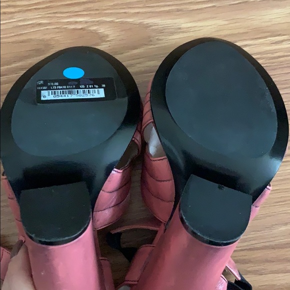 Prada runway pink thick heels with straps. - Picture 4 of 4